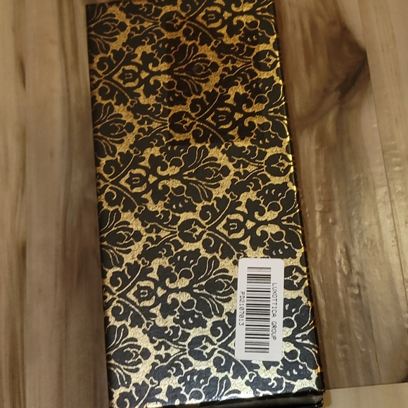 Dolce & Gabbana Sunglasses Box - Picture 3 of 3